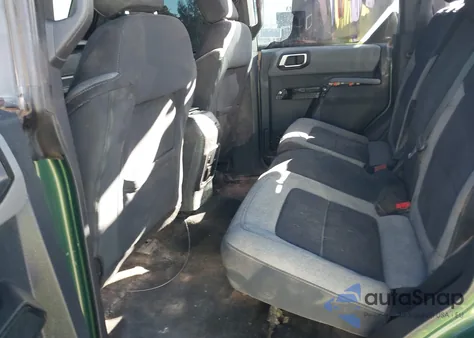 2023 Ford Bronco z USA, uszkodzony, nr VIN 1FMDE5DH3PLB26535